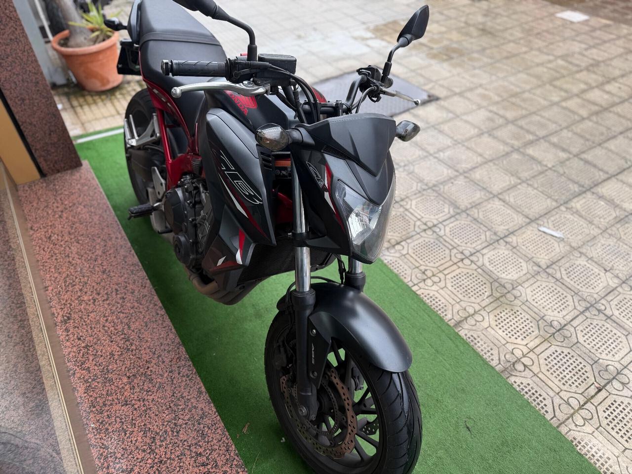 Honda CB 650 F tua a soli 48€