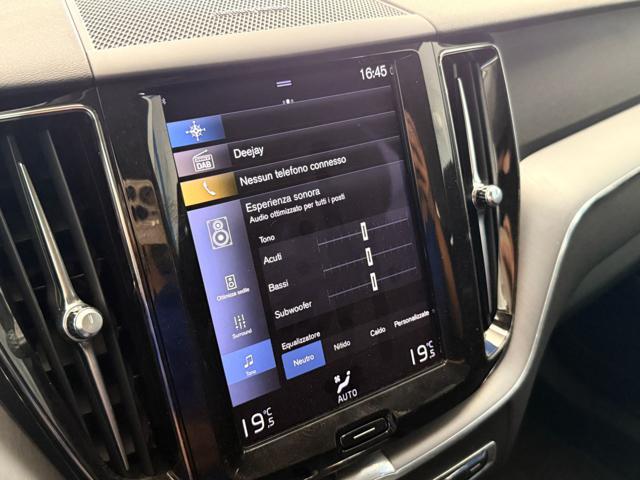 VOLVO XC60 B5 AWD Geartronic Momentum PROMO
