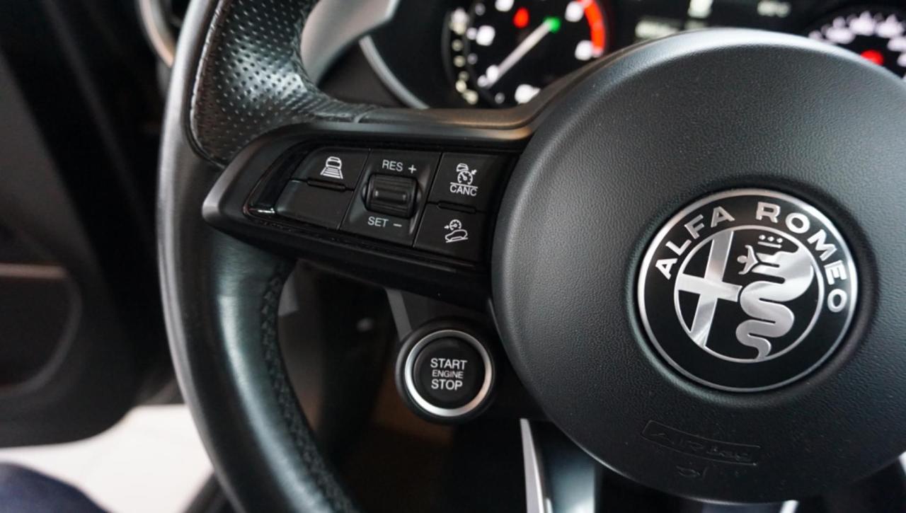 Alfa Romeo Stelvio 2.2 Turbodiesel 210 CV AT8 Q4 Veloce