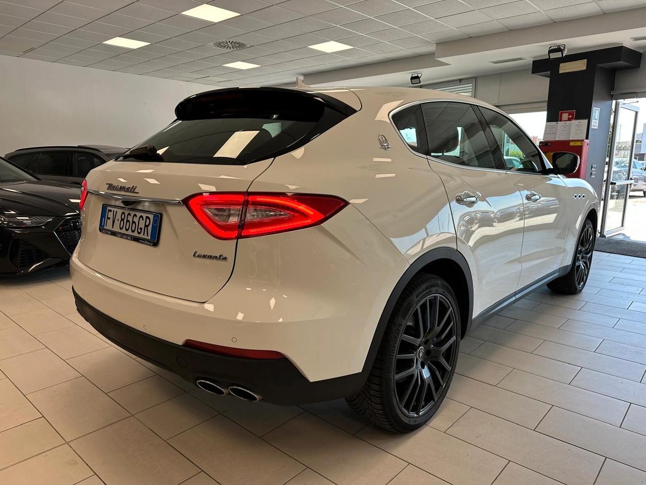 Maserati Levante V6 Diesel Granlusso 250 cv Uff. Italiana