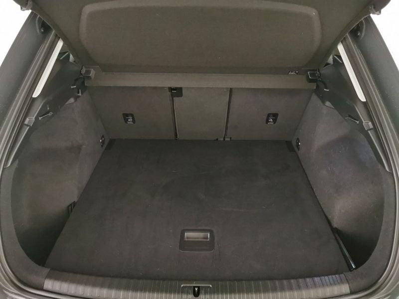 Audi Q3 35 2.0 tdi Business s-tronic