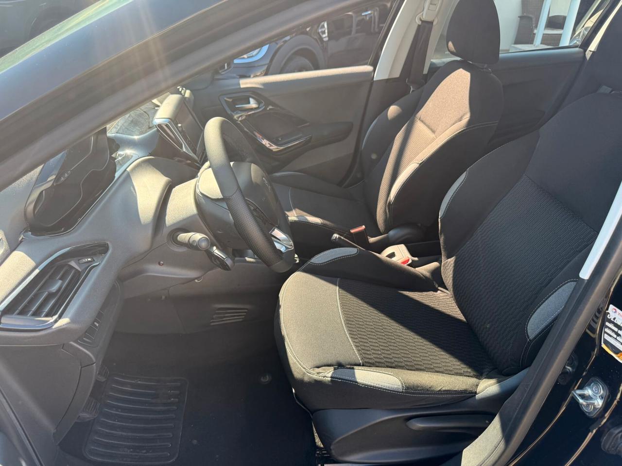 Peugeot 208 BlueHDi 75 5 porte Active