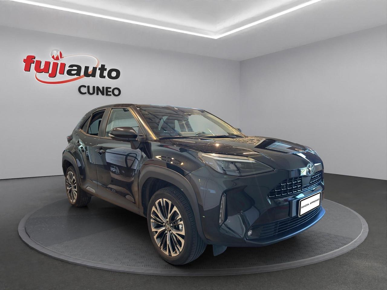 Toyota Yaris Cross 1.5h Lounge fwd 116cv e-cvt