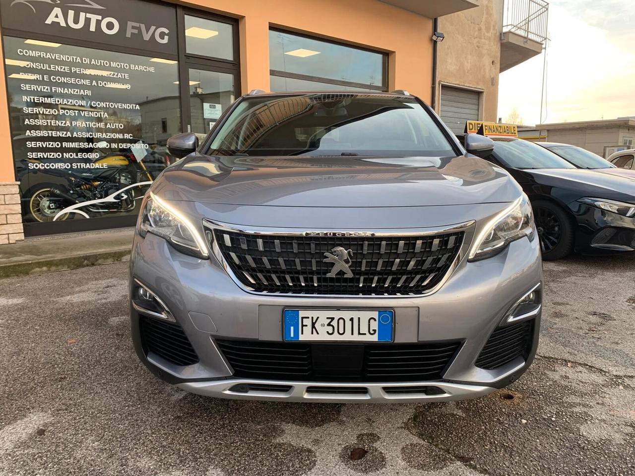 Peugeot 3008 BlueHDi 120 S&S "Allure" Unicoprop.