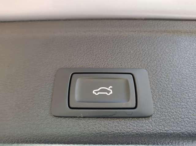 Audi A4 Avant 30 2.0 tdi mhev Advanced 136cv s-tronic