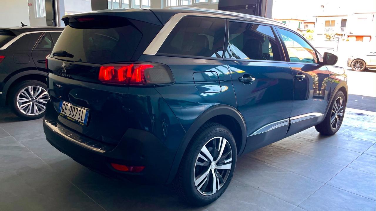 PEUGEOT 5008 1.5 ALLURE 131CV - SETTE POSTI, FULL LED, NEOPATENTATI