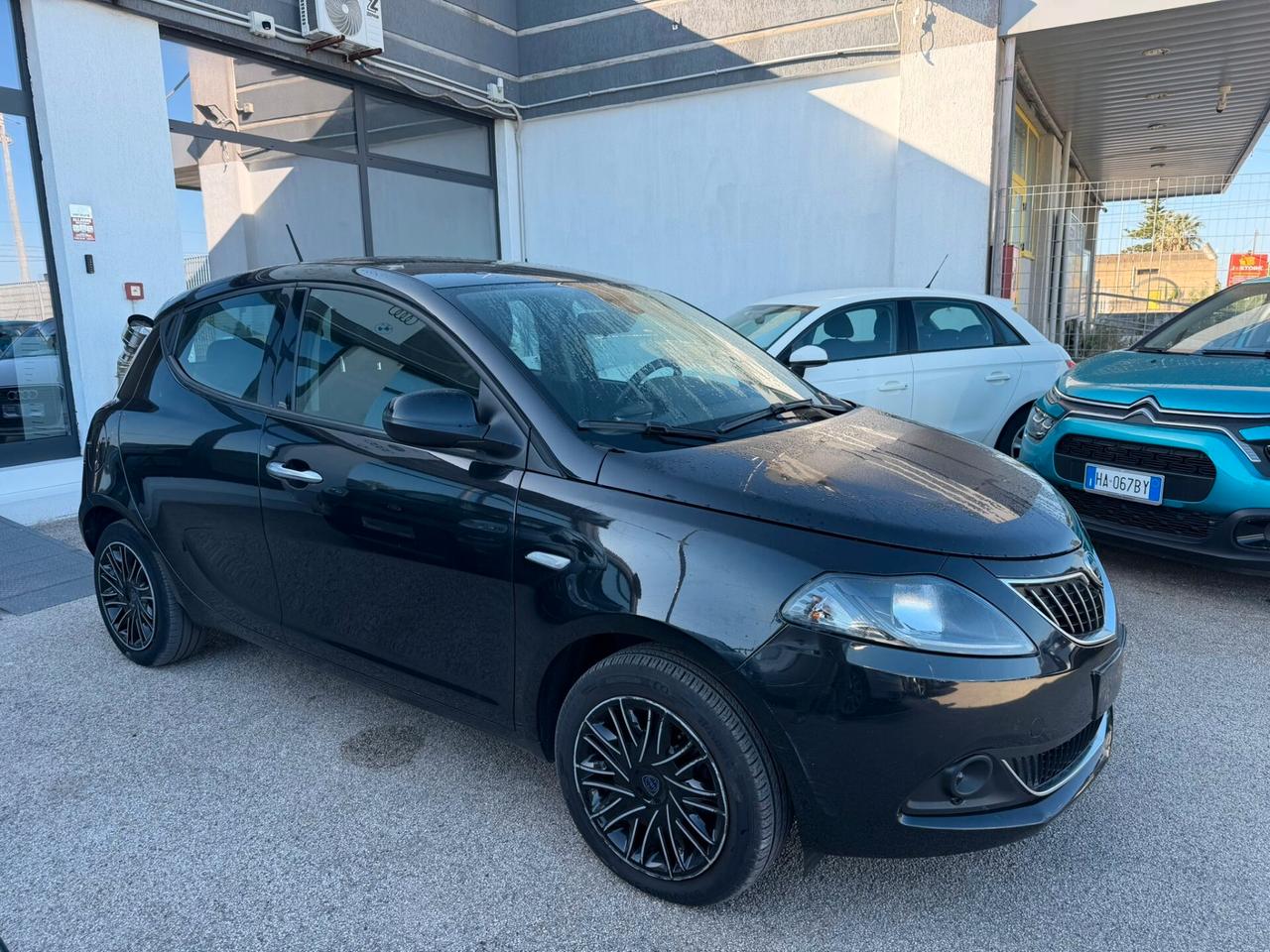 Lancia Ypsilon 1.0 FireFly 5 porte S&S Hybrid Gold