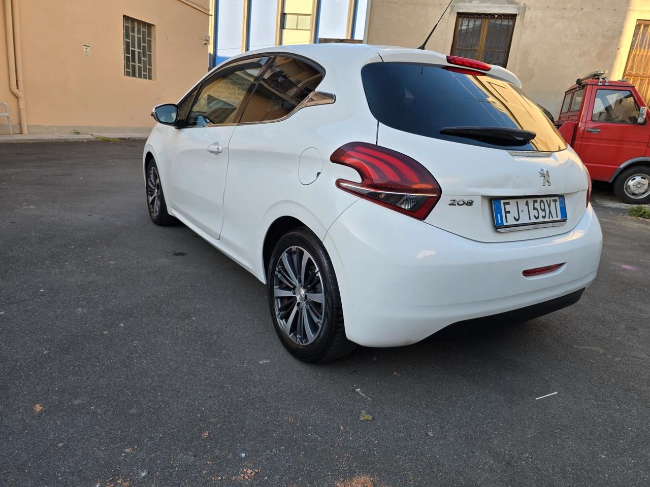 Peugeot 208 BlueHDi 100 3 porte GT Line