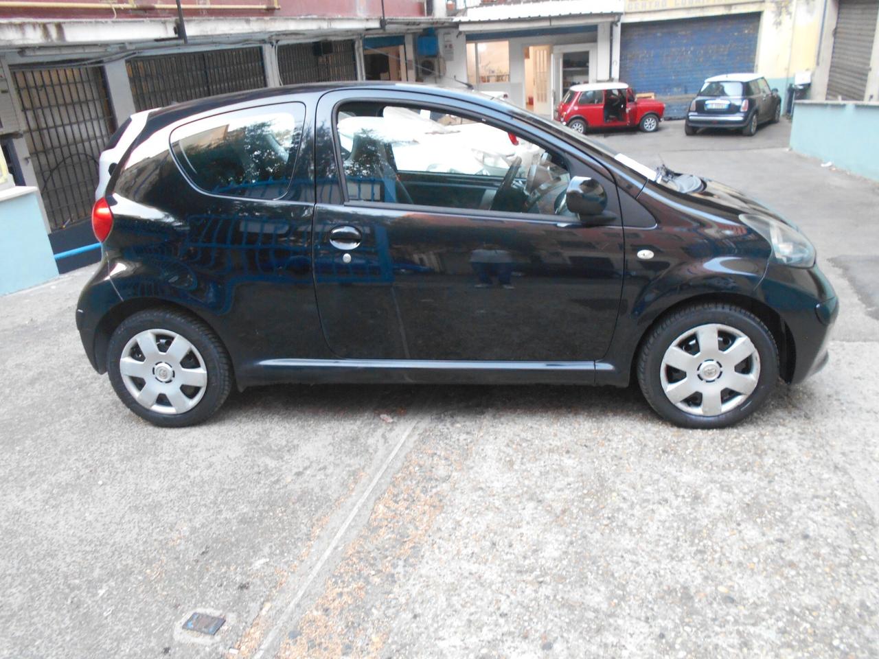 Toyota Aygo 1.0 12V VVT-i 3 porte Now