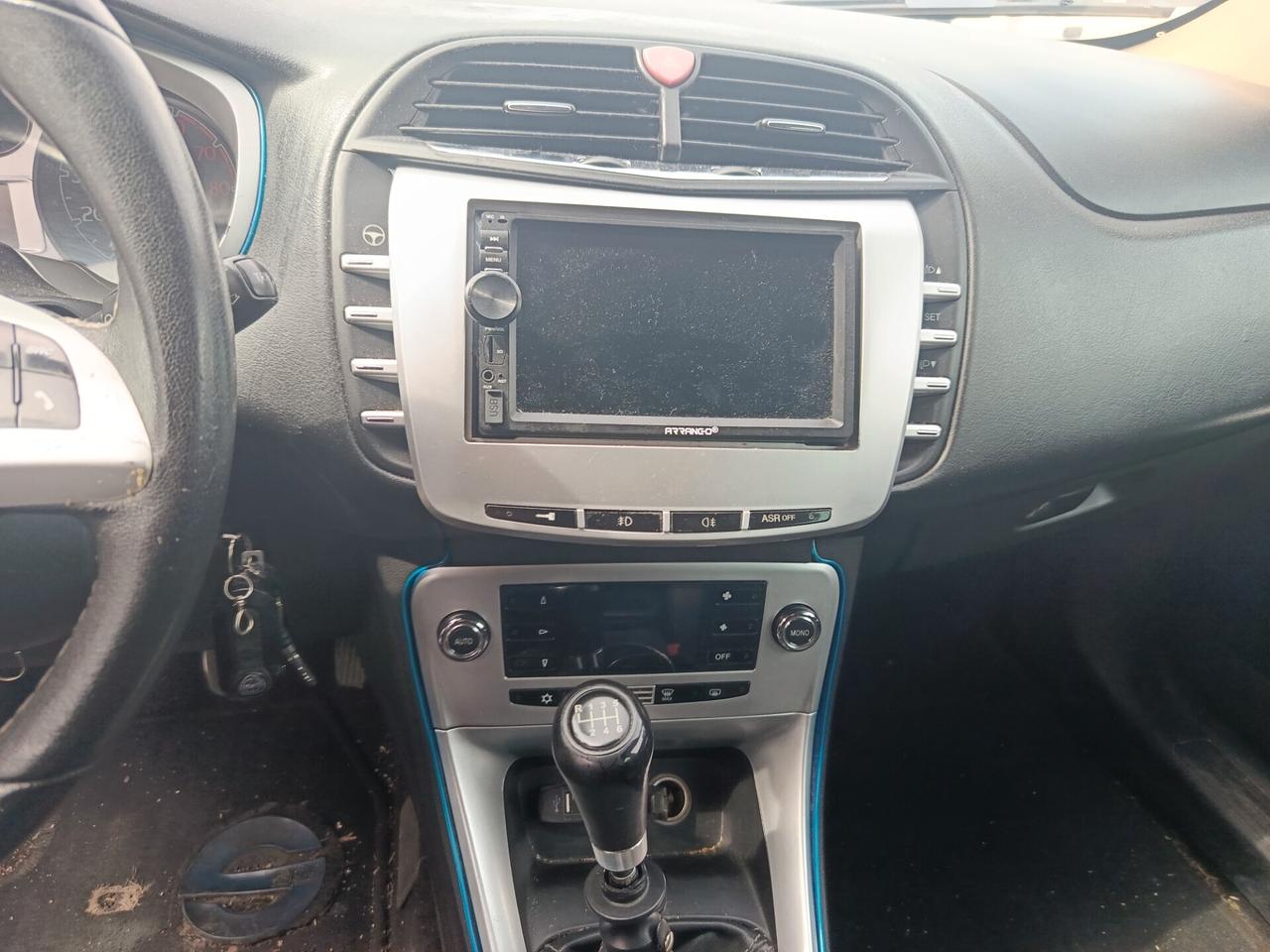 Lancia Delta 1.4 T-JET GPL