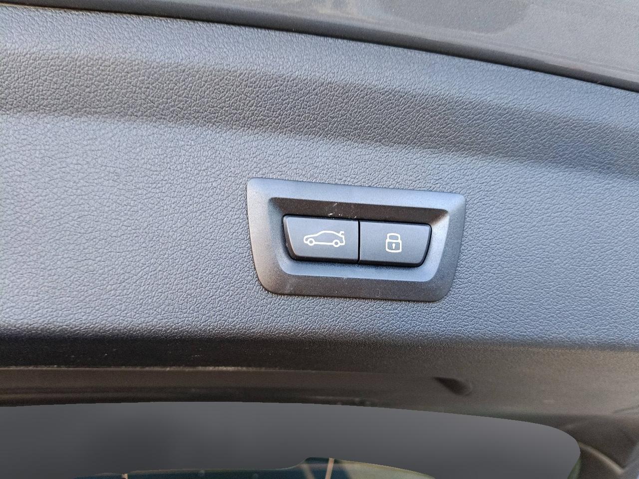 BMW Serie 1 F70 - 118d MSport Pro auto