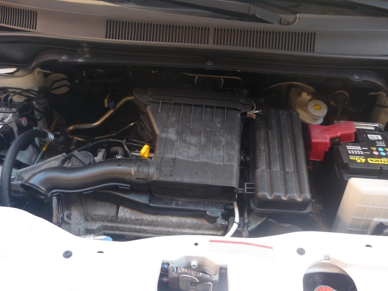 Suzuki Splash 1.0 VVT GL Style