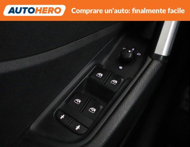 AUDI Q2 35 TDI quattro S tronic Identity Black