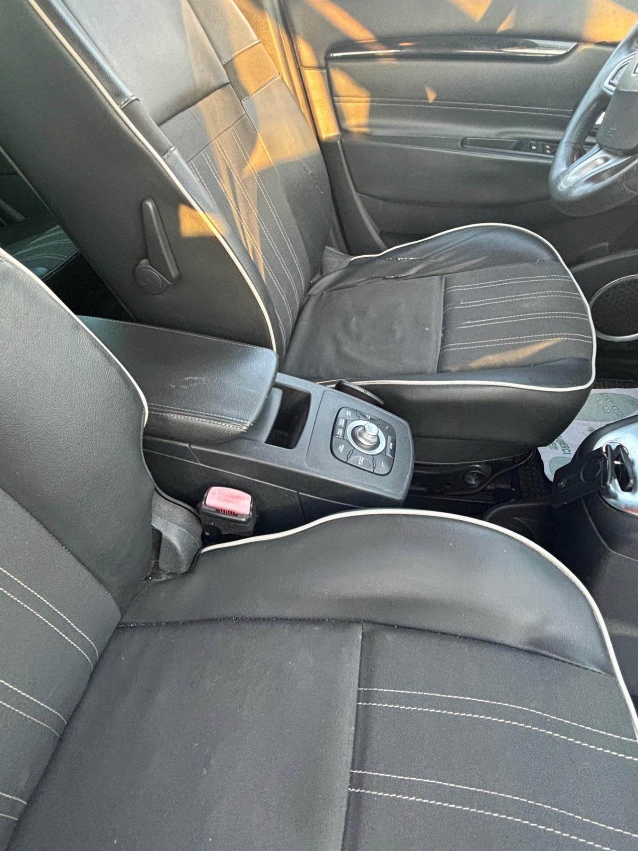 Renault Scenic Scénic 1.5 dCi 110CV S&S Bose
