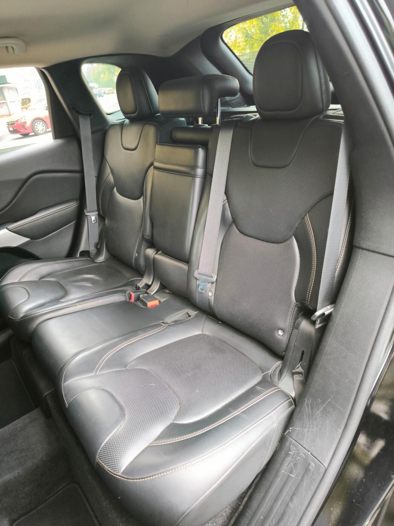 Jeep Cherokee 2.2 Mjt II 4WD Active Drive Overland