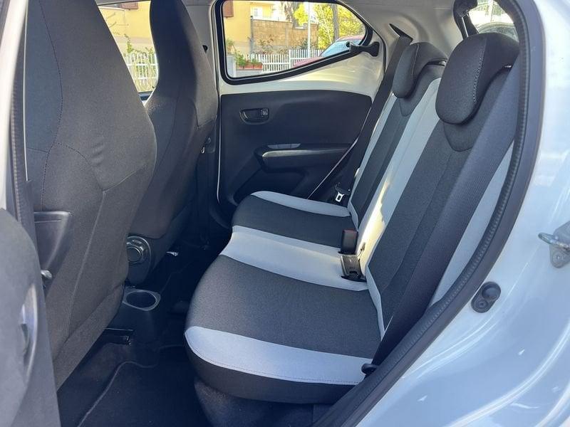 Toyota Aygo Aygo 1.0 VVT-i 69 CV 5 porte x-wave