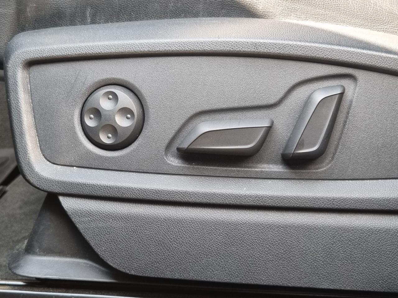 Audi Q5 Sportback 40 TDI quattro S tronic line plus