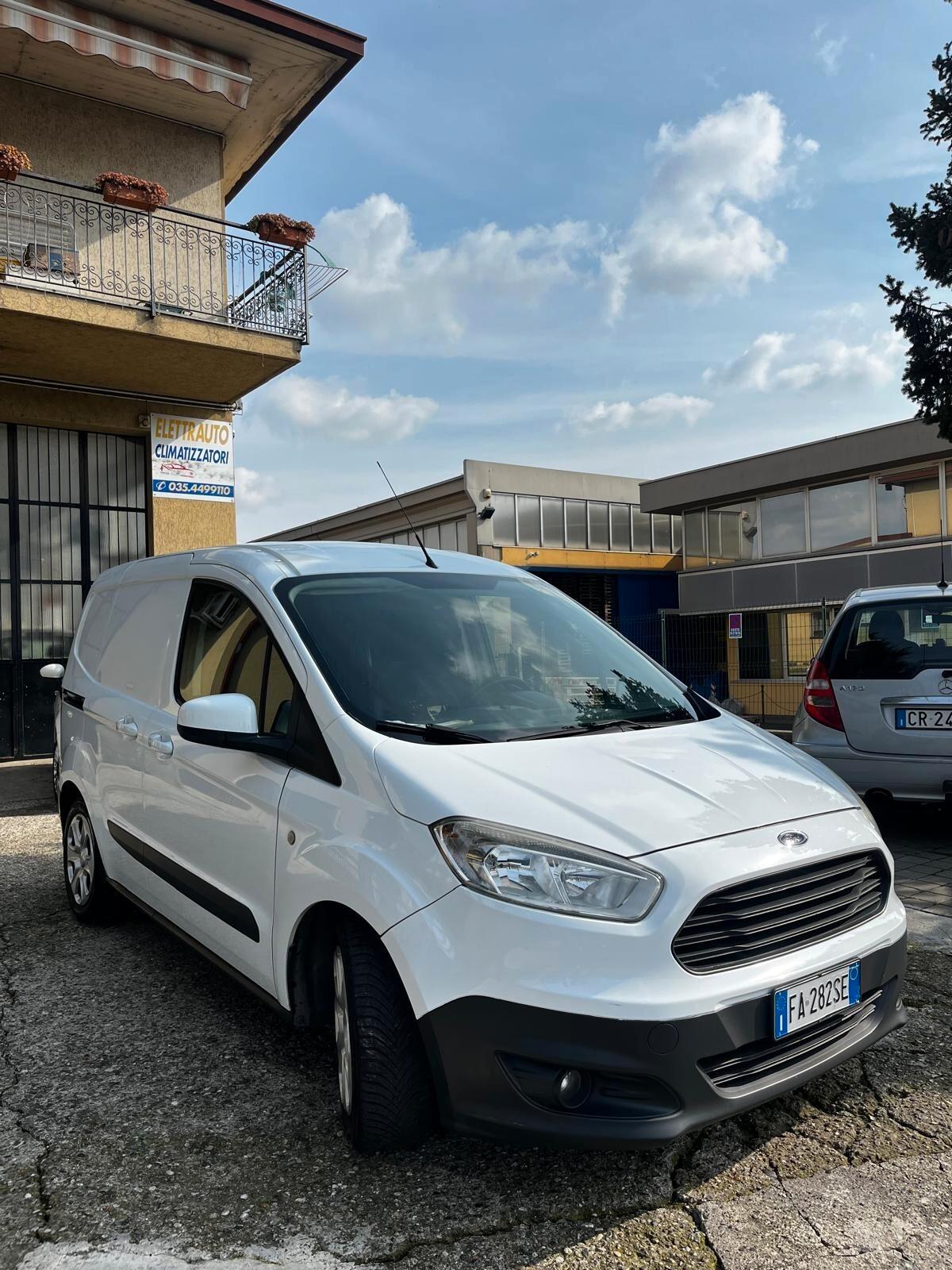 Ford Transit Courier Transit Courier 1.5 TDCi 75CV Van Trend