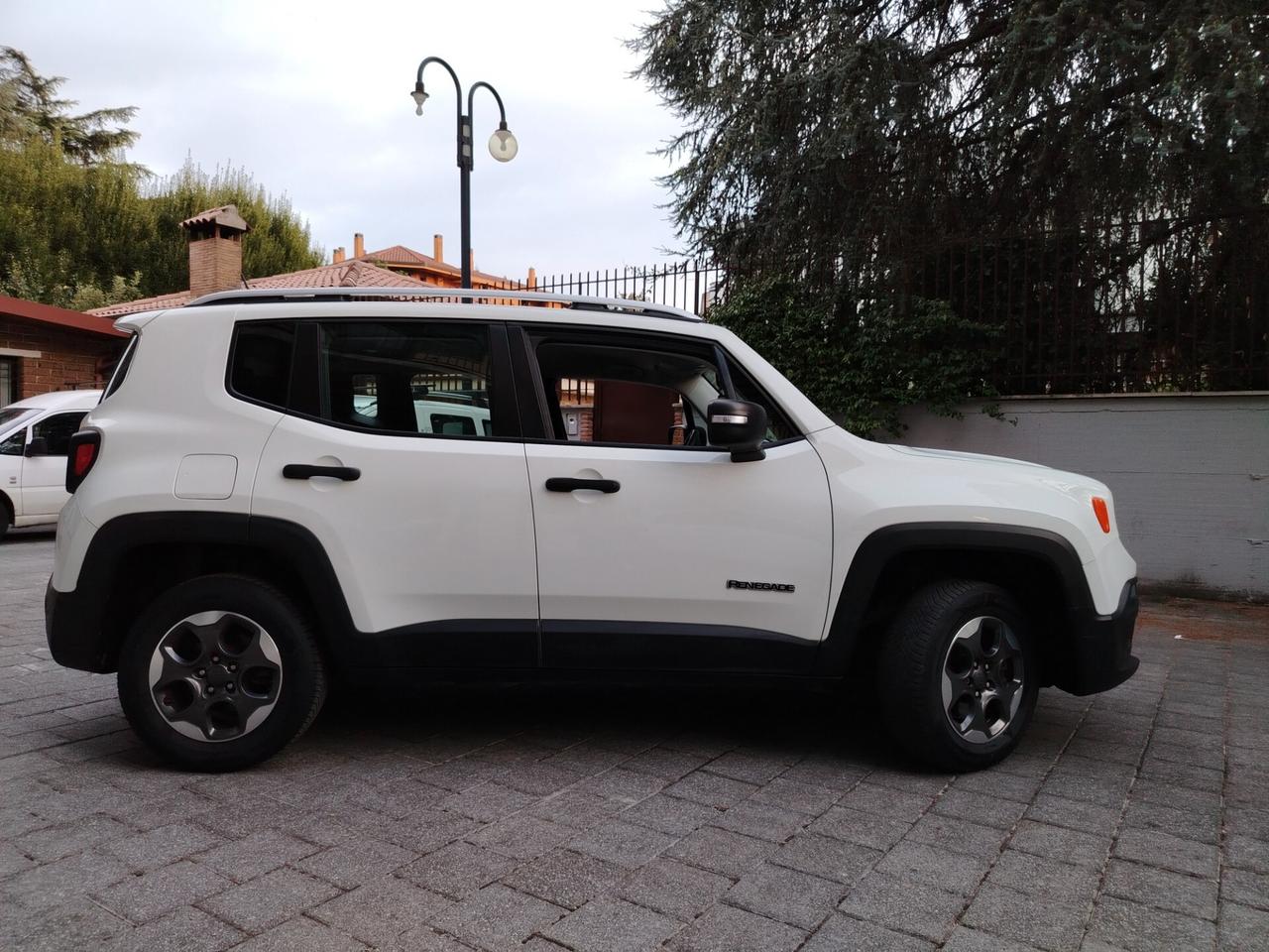 Jeep Renegade 2.0 Mjt 4WD Active Drive Sport