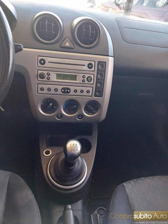 FORD Fiesta 1.2 16V 3p. Zetec