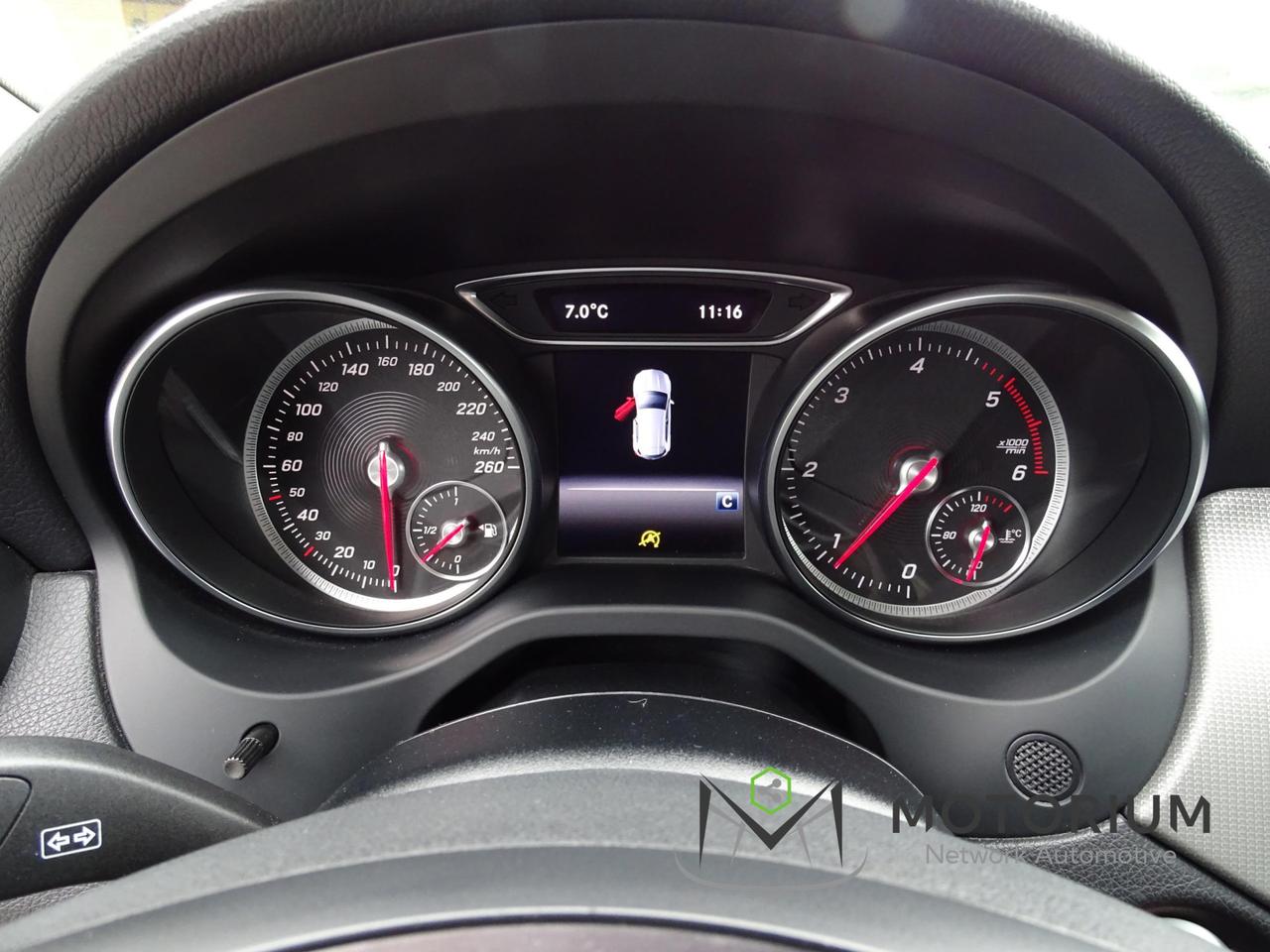 Mercedes-Benz GLA 180 Sport PACCHETTO AMG SPECIAL EDITION