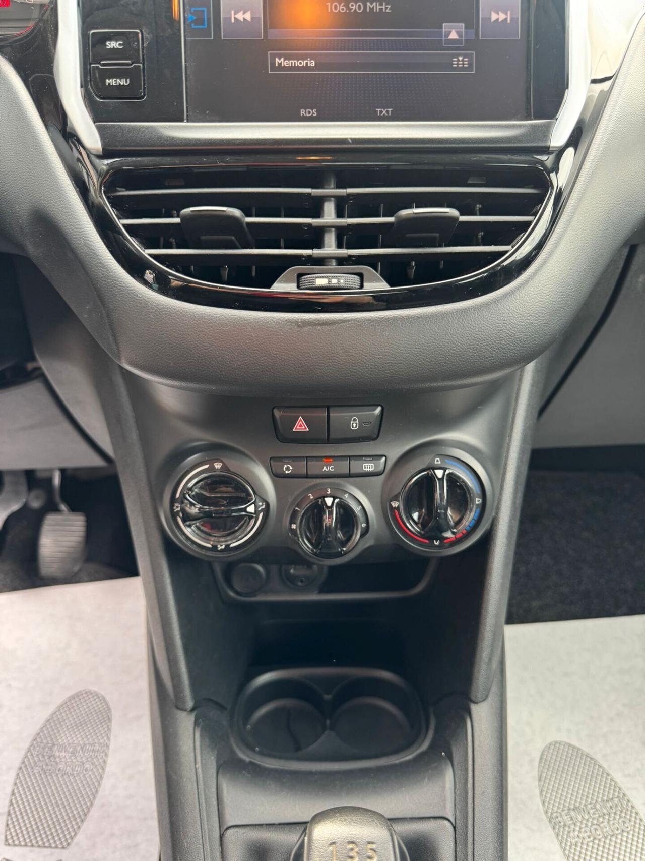 Peugeot 208 PureTech 82 5 porte Access - OK NEOPATENTATO