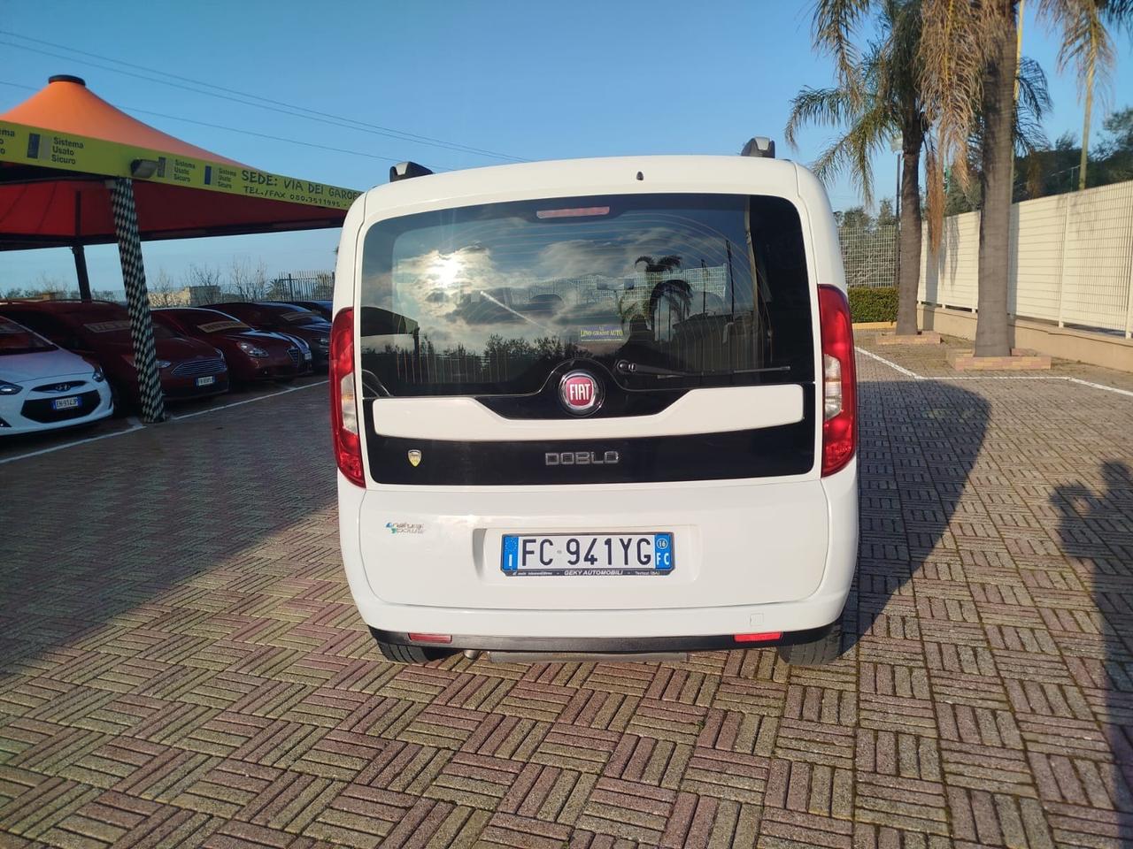 Fiat Doblo Doblò 1.4 T-Jet 16V Natural Power 7 POSTI