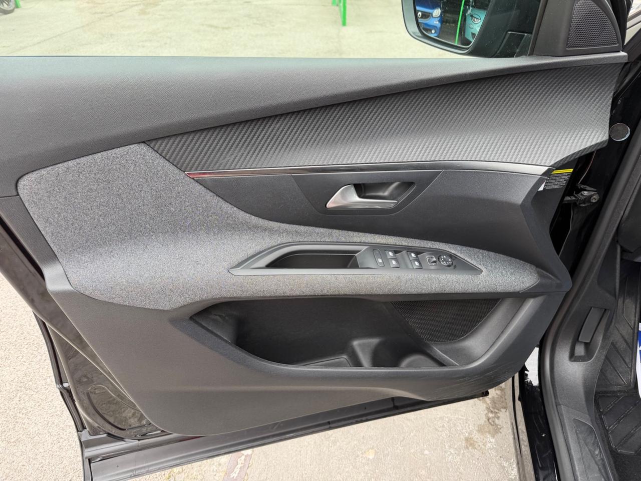 Peugeot 3008 BlueHDi 130 S&S Allure