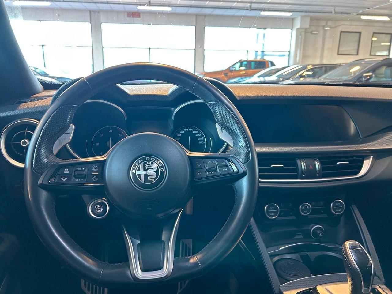 Alfa Romeo Stelvio VELOCE 2.2 Turbodiesel AT8 Q4 SPOTICAR
