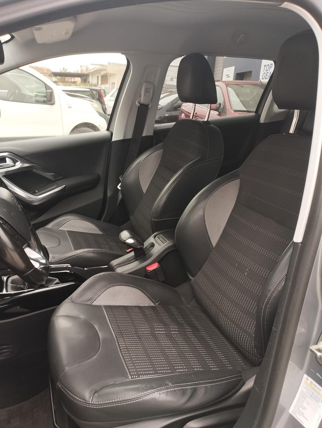 Peugeot 2008 BlueHDi 100 Allure