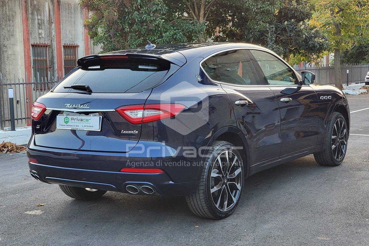 MASERATI Levante V6 Diesel AWD