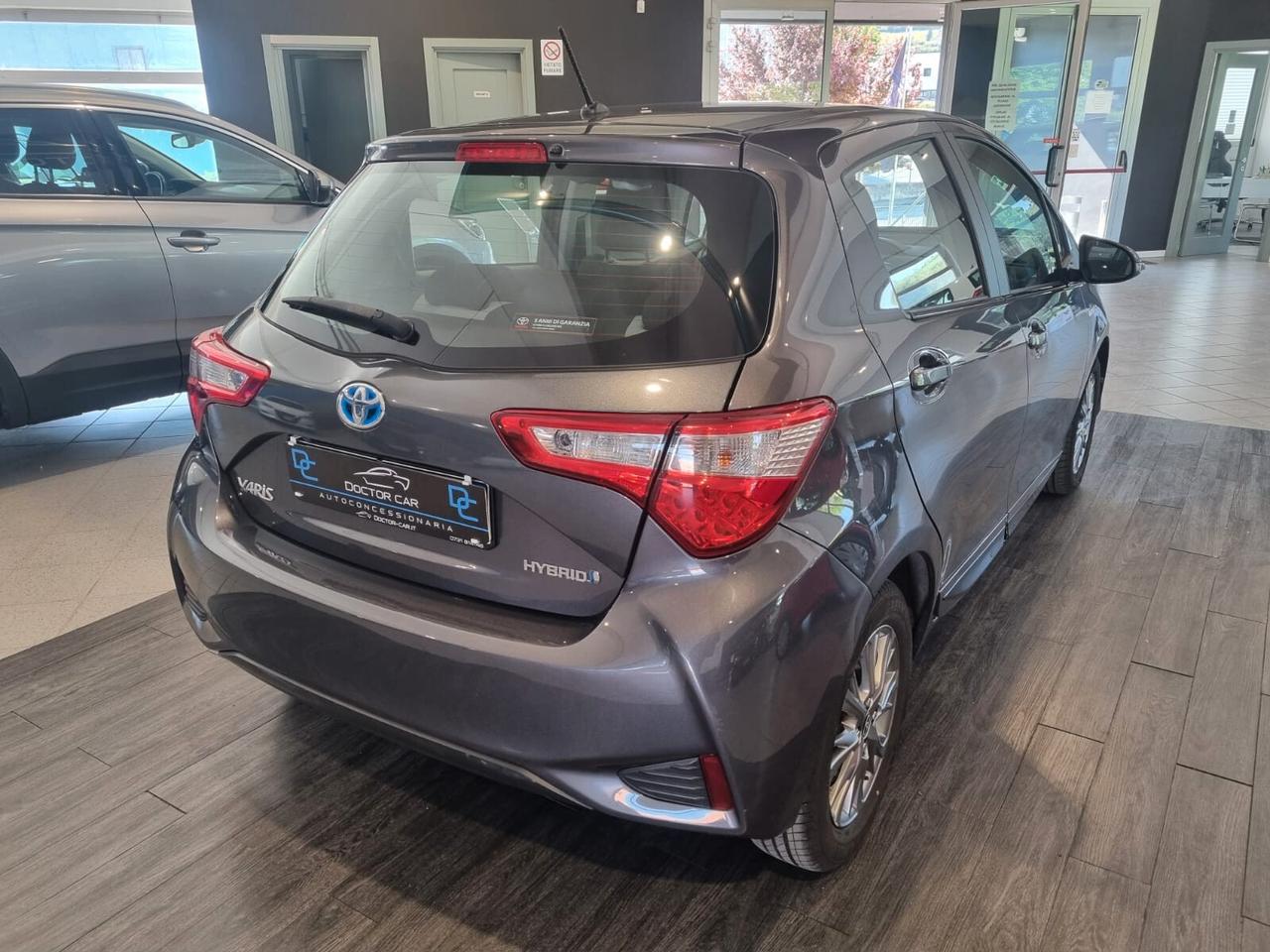 Toyota Yaris 1.5 Hybrid 5 porte Active