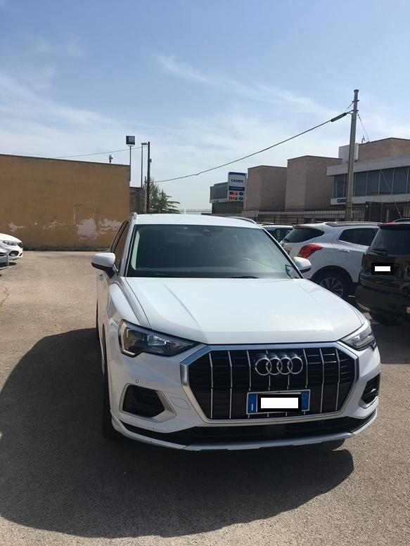 Audi Q3 35 TDI S tronic Business Advanced