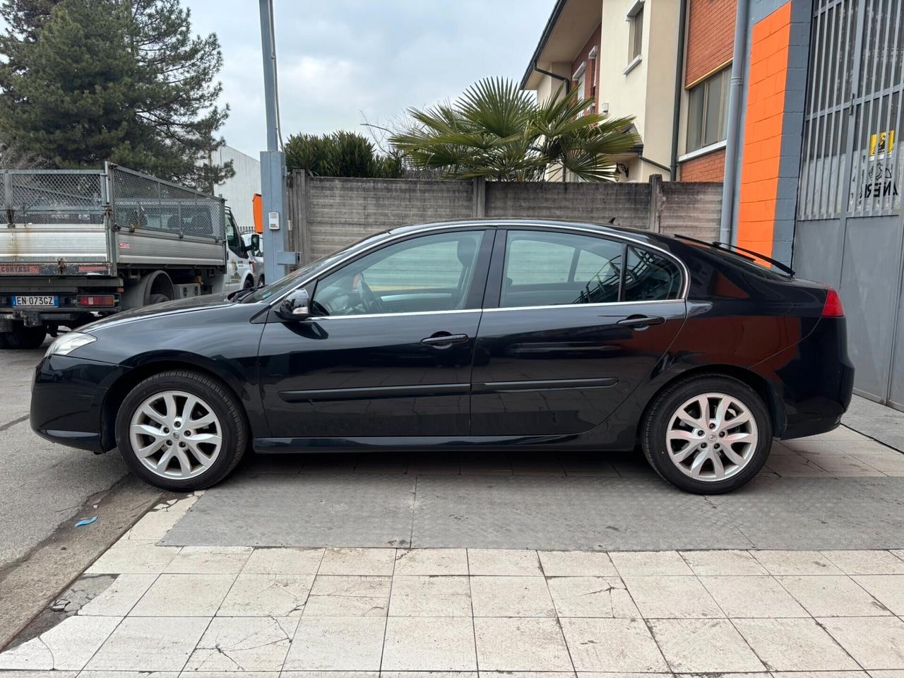 Renault Laguna 2.0 16V Initiale