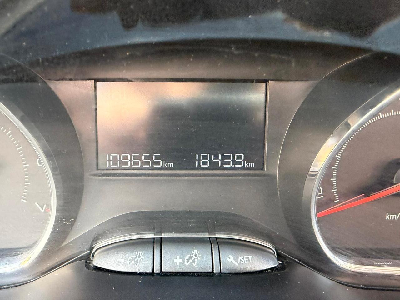 Peugeot 208 1.2 VTi 82 CV 5 porte Allure*EURO5*NEOPATENTATI