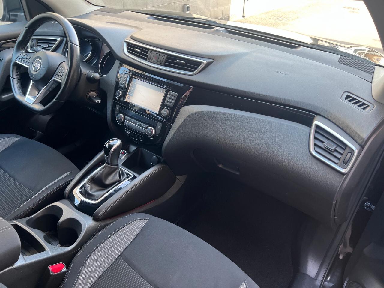 Nissan Qashqai 1.6 dci 2wd 130cv BUSINESS xtronic AUTOMCAMERA/NAVI PERFETTA!!