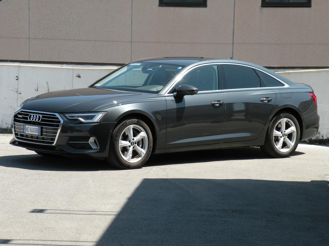 Audi A6 55 2.0 TFSI quattro ultra S tronic Business Plus