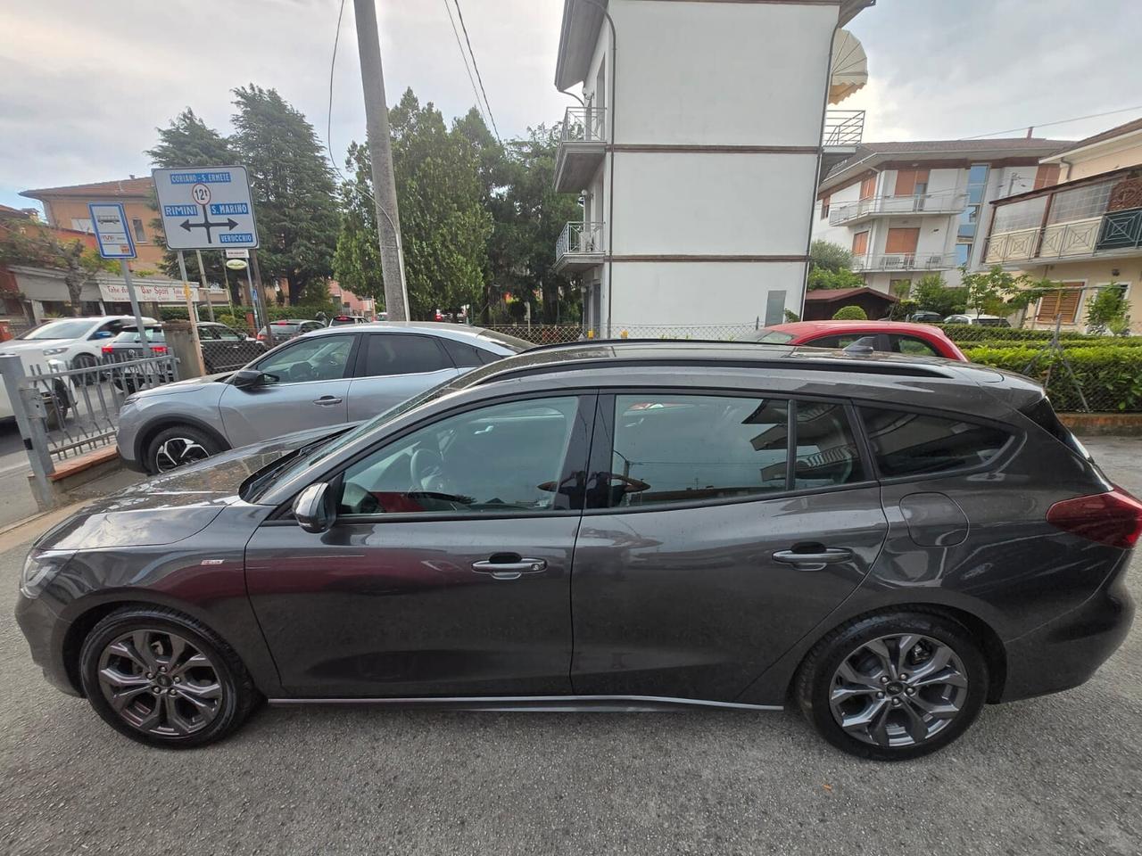 FORD FOCUS SW 1.0 ST-LINE EDITION 125 cv HYBRID IVA DETRAIBILE -PROMO LUGLIO GA FIN&SAFE-