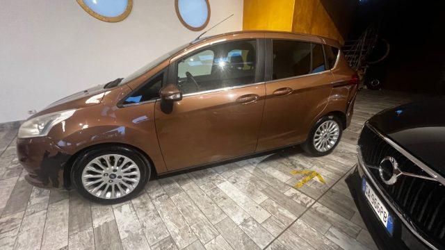 FORD B-Max 1.6 TDCi 95 CV- con danni di carrozzeria