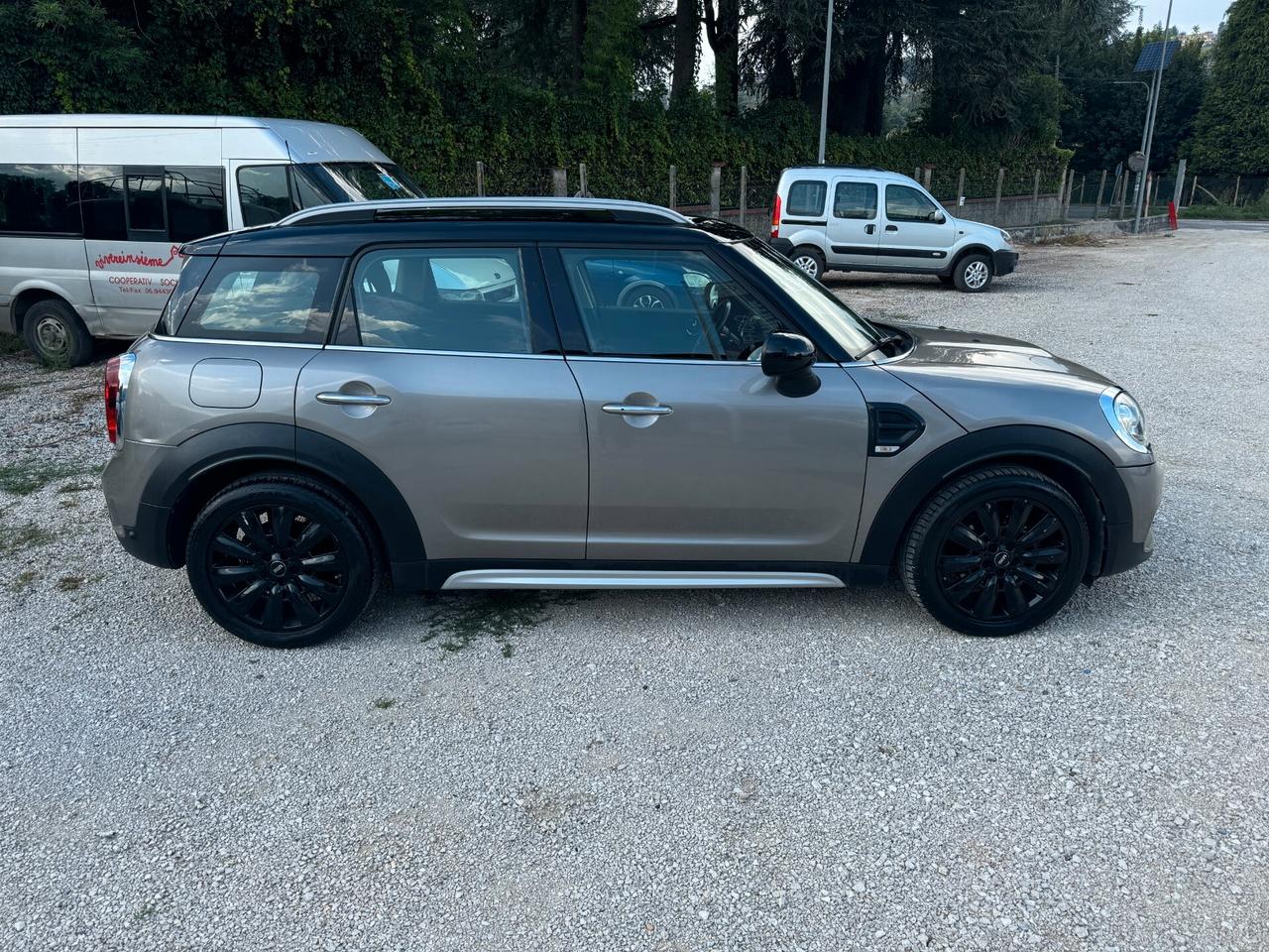 Mini Countryman 1.5 BOOST AUTOMATICA BENZINA