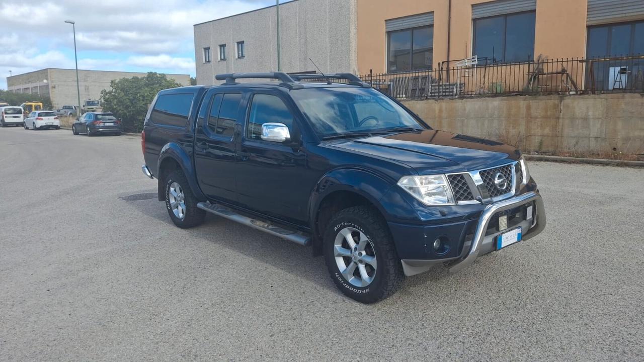 Nissan Navara 2.5 dCi 4 porte Double Cab LE