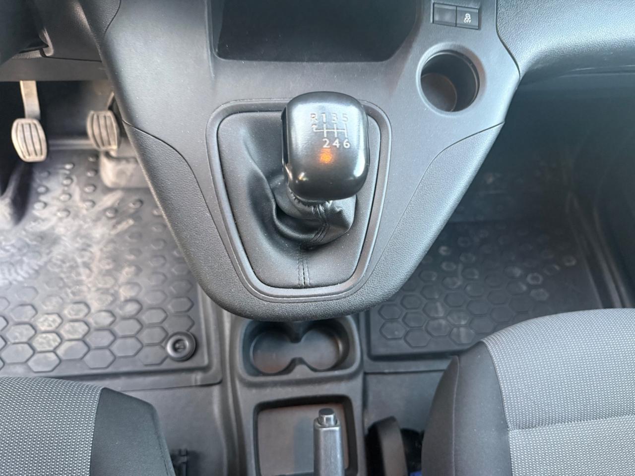 Peugeot Partner BlueHDi 130 cv n1 -5 posti