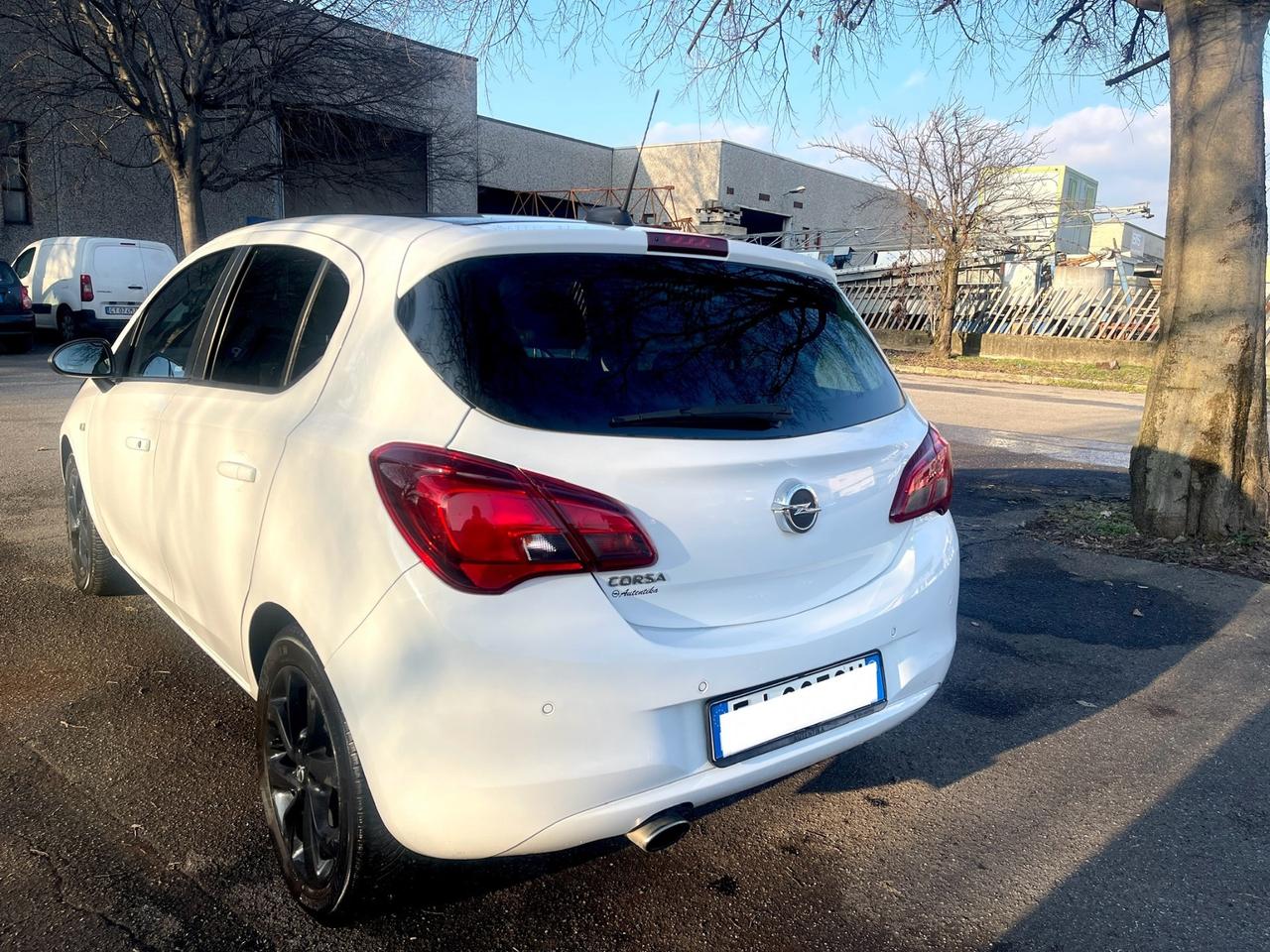 Opel Corsa 1.4 90CV GPL Tech 5 porte Innovation per Neopatentati 2017