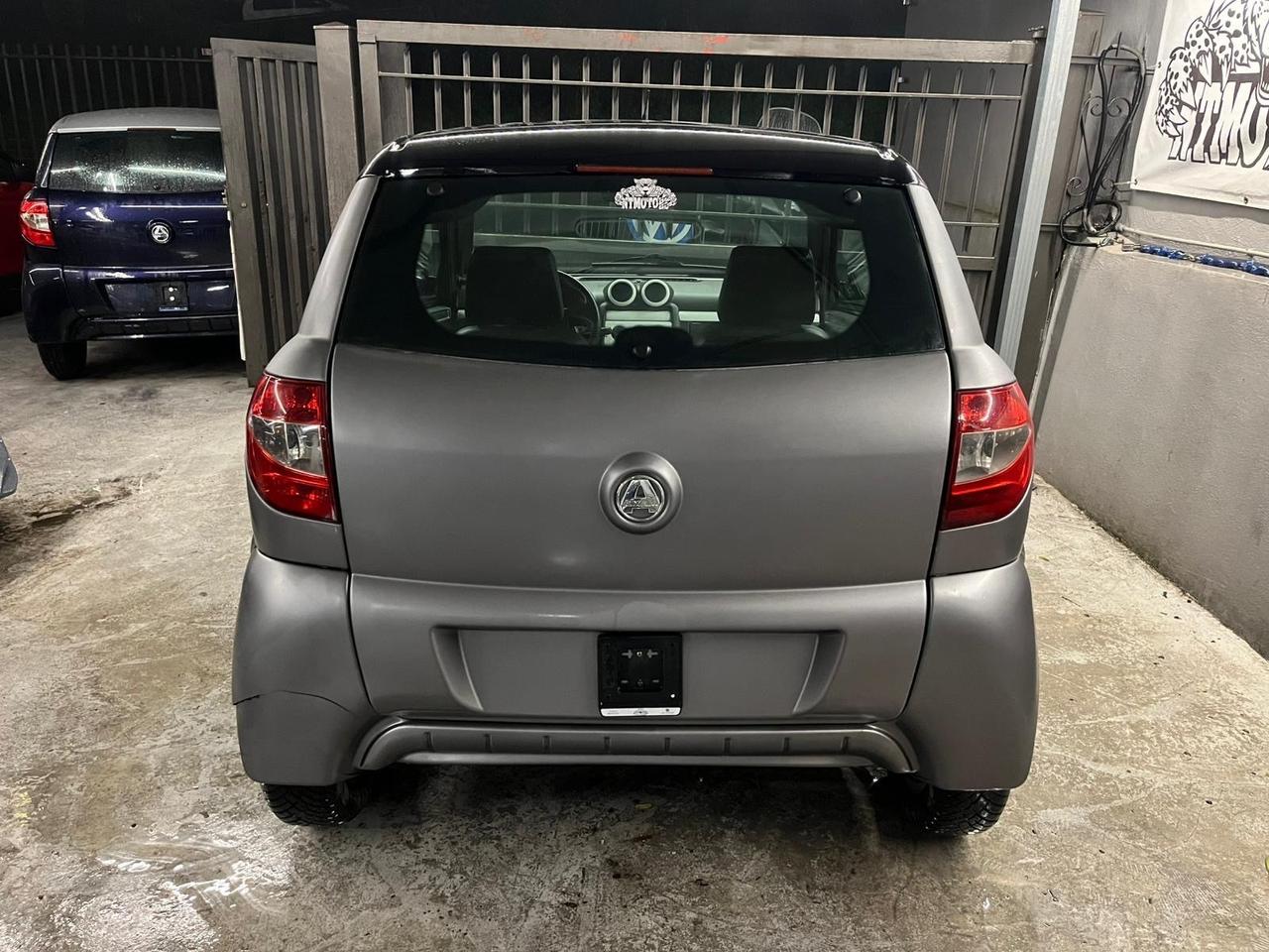 Aixam City Grigio Opaco Permute e trasporto