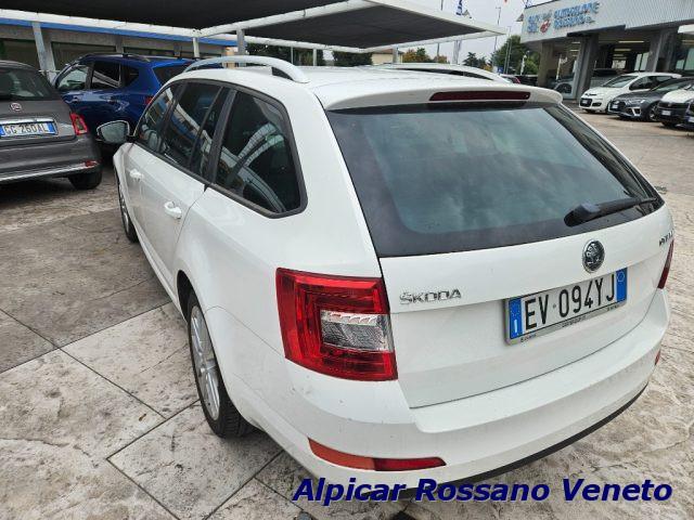 SKODA Octavia 2.0 TDI CR DSG Wagon Executive
