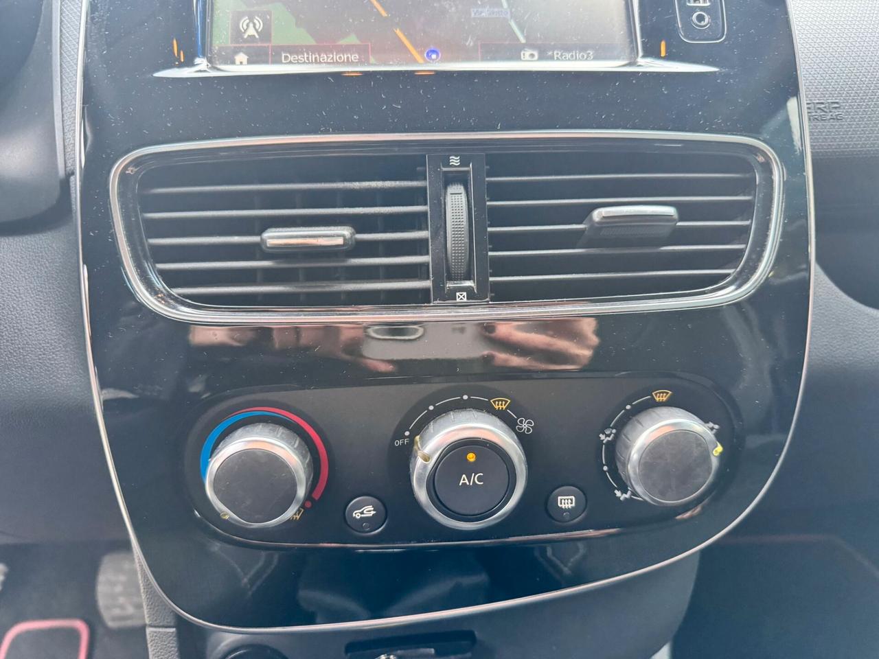 Renault Clio dCi 8V 90CV S&S 5 porte Energy Zen