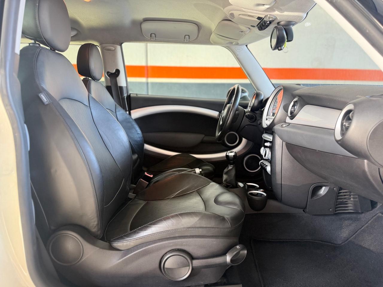 Mini 1.6 16V Cooper D Chili NEOPATENTATI