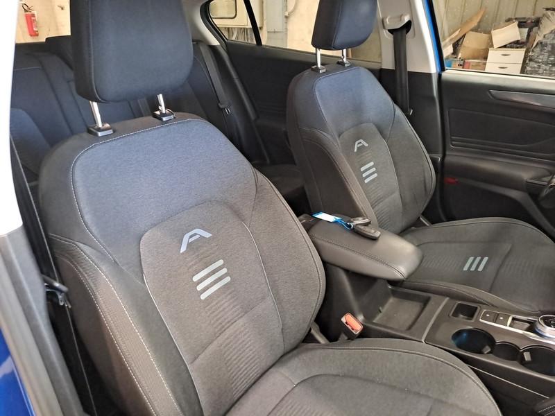 FORD FOCUS 1.5 ECOBLUE 115 CV ACTIVE X AUTO SW 5 PORTE BERLINA
