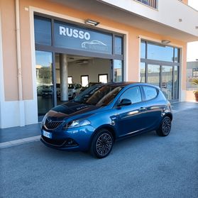 Lancia Ypsilon 1.0 FireFly S&S Hybryd Gold (ok neopatentati)