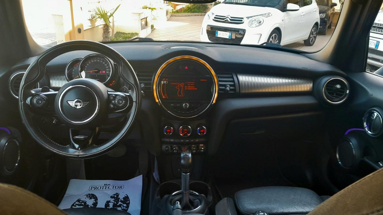 Mini 2.0 Cooper SD aut. Hype 5 porte